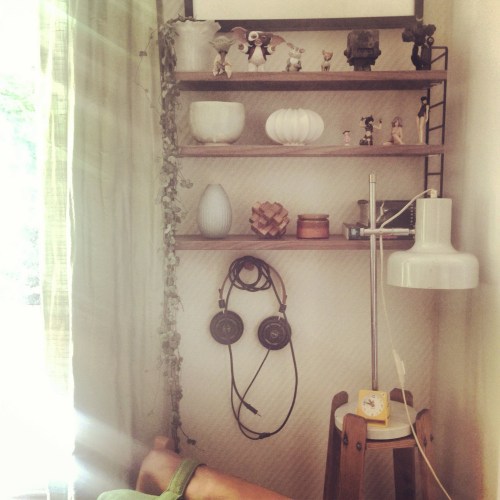 String shelves