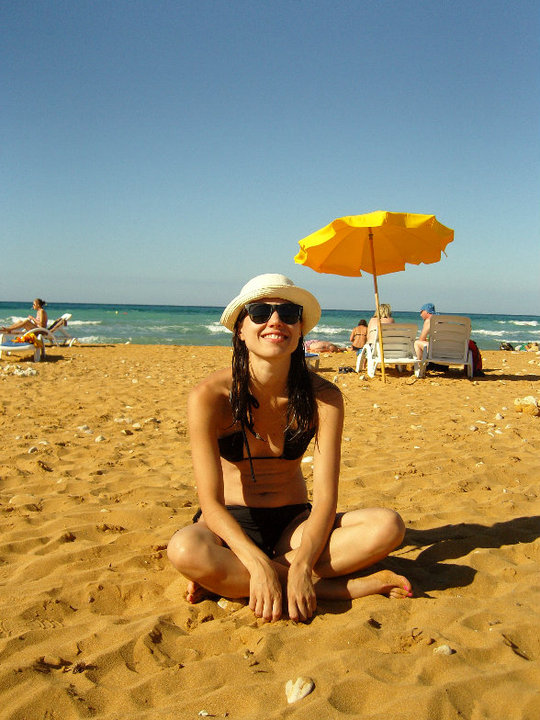 46663_426459561710_2493403_n