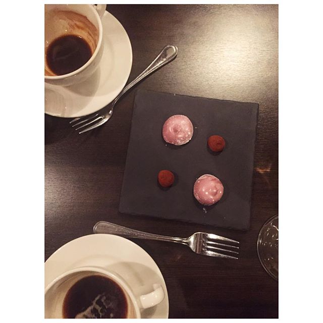 11258719_440506126146875_1380311956_n