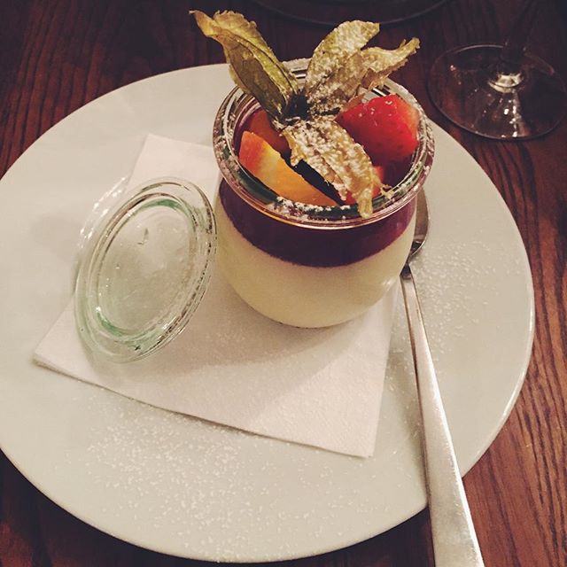 12716458_537826583052526_1456836399_n