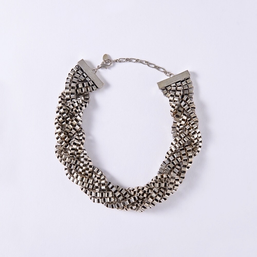 383741-c692b40985b34c05998220074a2b3750