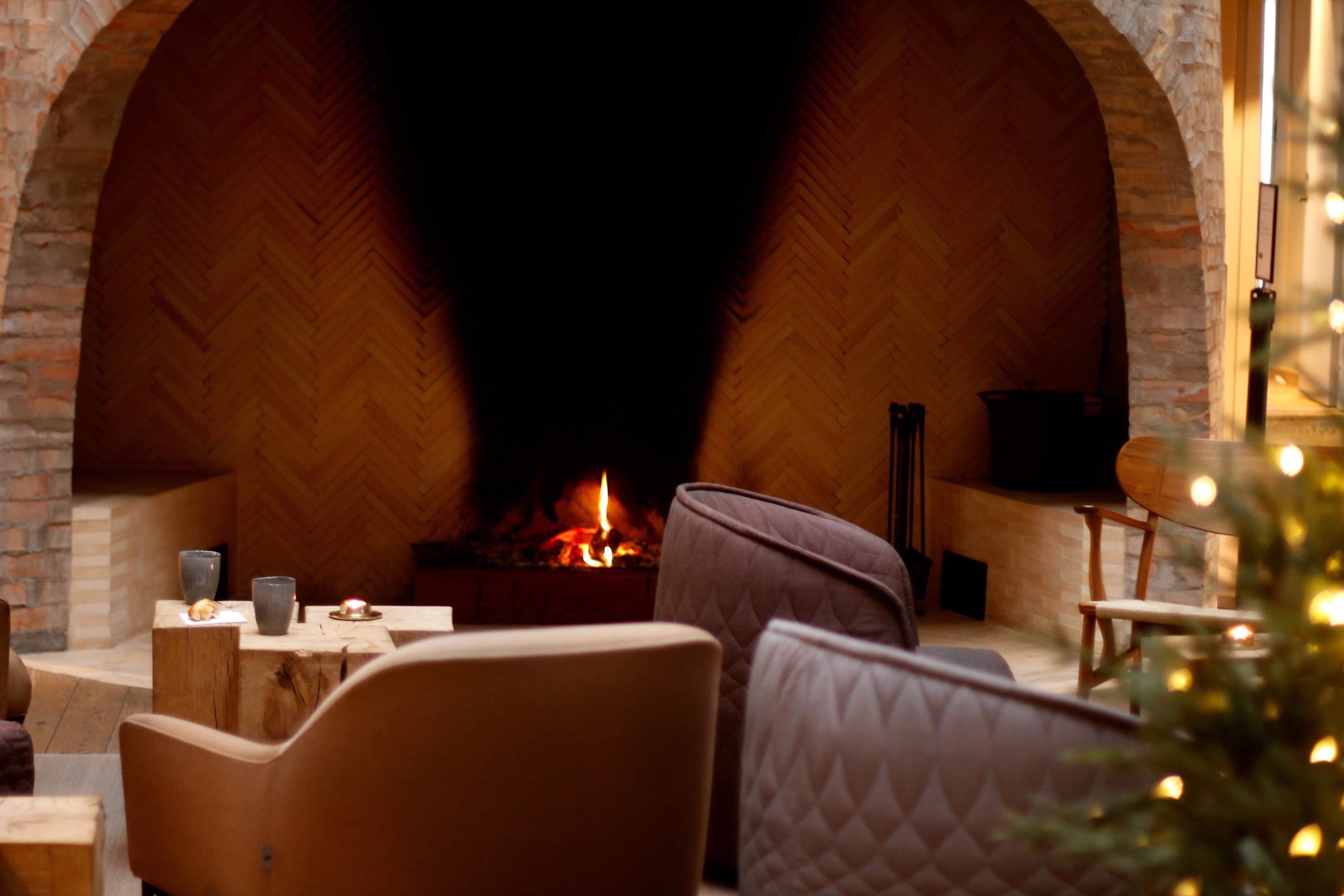 45628106_187854688763683_7835279138393948160_n